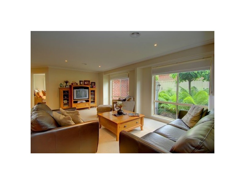 14 Kerry Way, Invermay VIC 3352