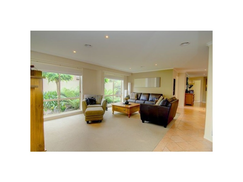 14 Kerry Way, Invermay VIC 3352