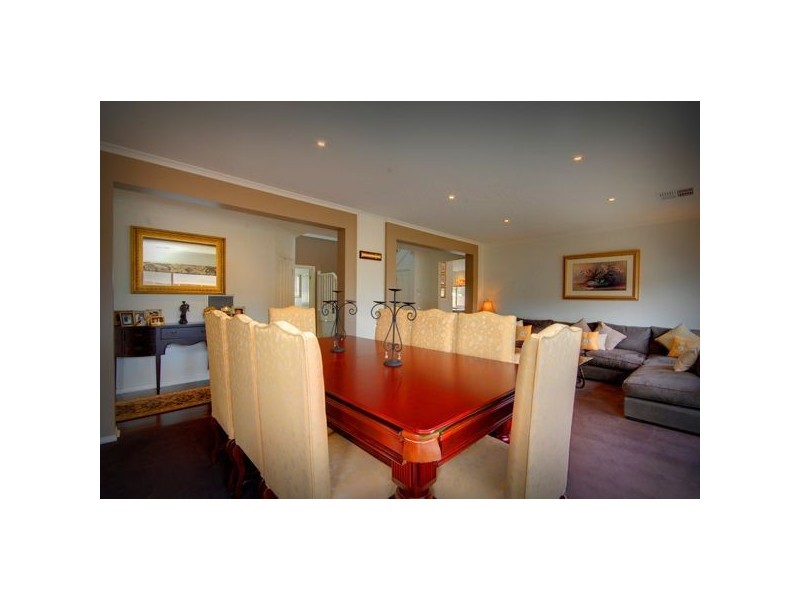 12 Oakdene Court, Ballarat North VIC 3350