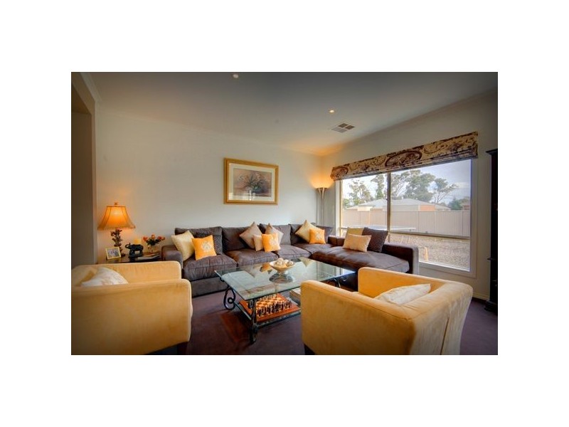 12 Oakdene Court, Ballarat North VIC 3350