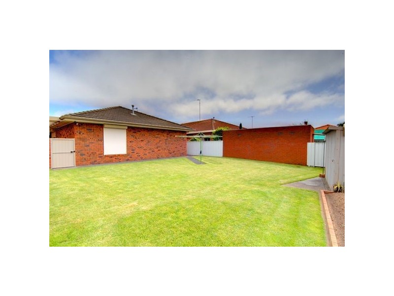 34 Bogart Drive, Wendouree VIC 3355