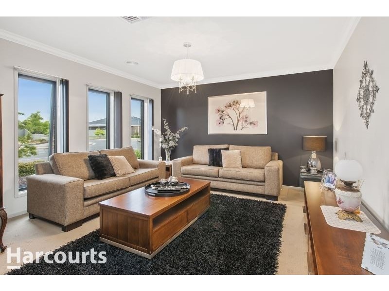 100 Alfredton Drive, Alfredton VIC 3350