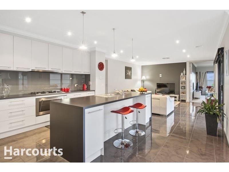 100 Alfredton Drive, Alfredton VIC 3350