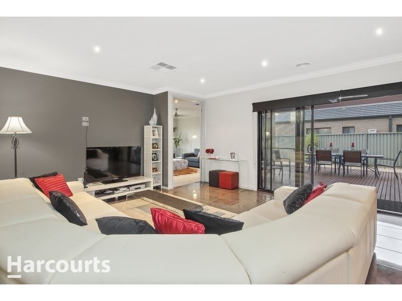 100 Alfredton Drive, Alfredton VIC 3350