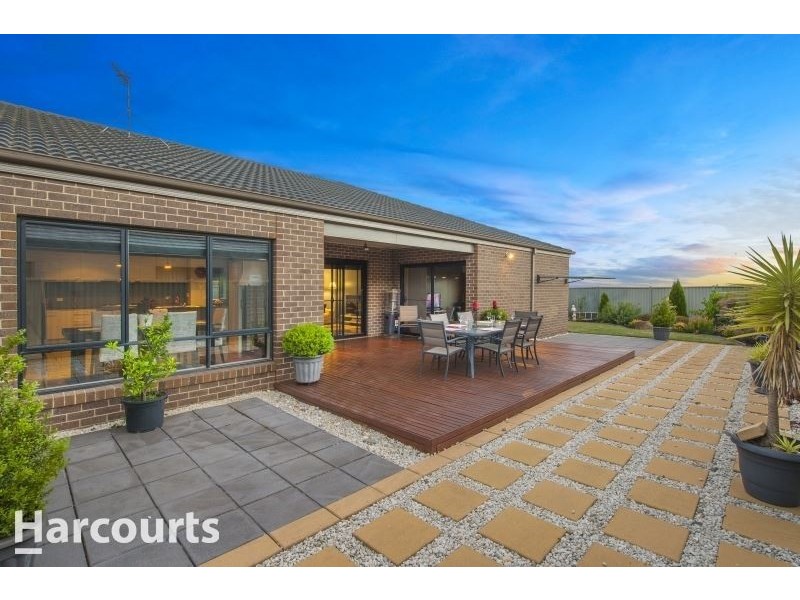 100 Alfredton Drive, Alfredton VIC 3350