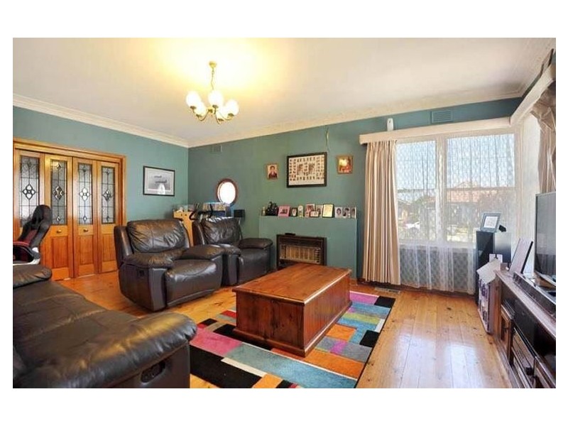 15 Grandview Grove, Wendouree VIC 3355