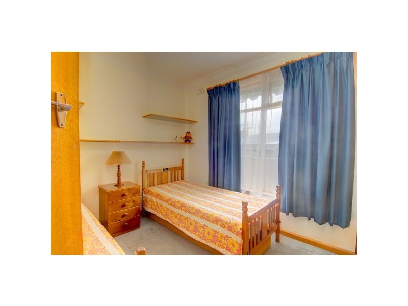 6 Oxford Street, Wendouree VIC 3355