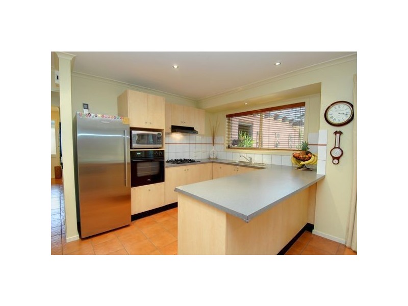 4 Kerry Way, Invermay VIC 3352