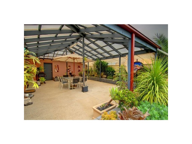 4 Kerry Way, Invermay VIC 3352