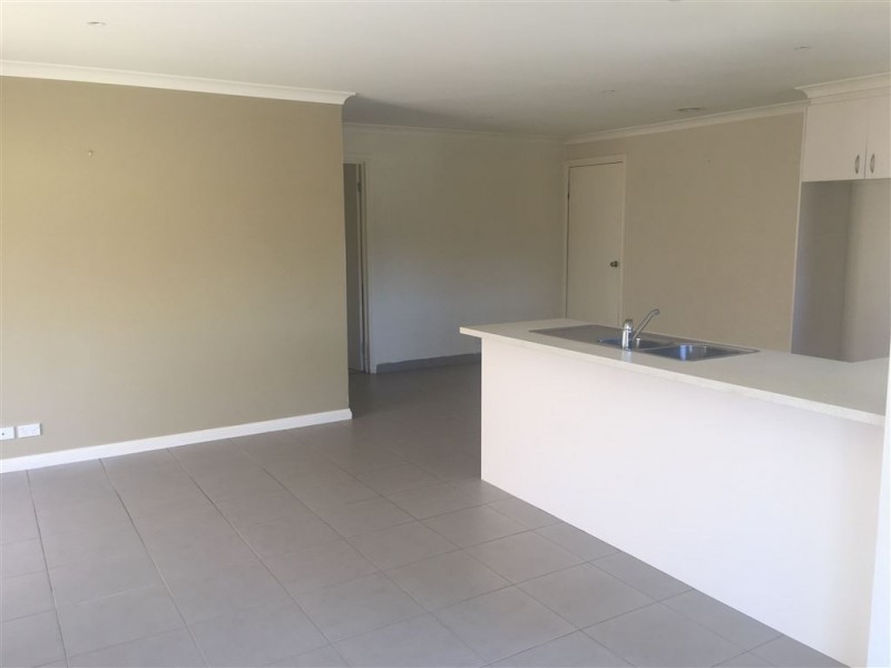 30 Oscar Drive, Sebastopol VIC 3356