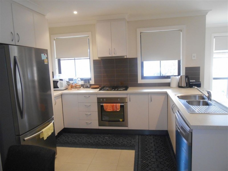 30 Oscar Drive, Sebastopol VIC 3356