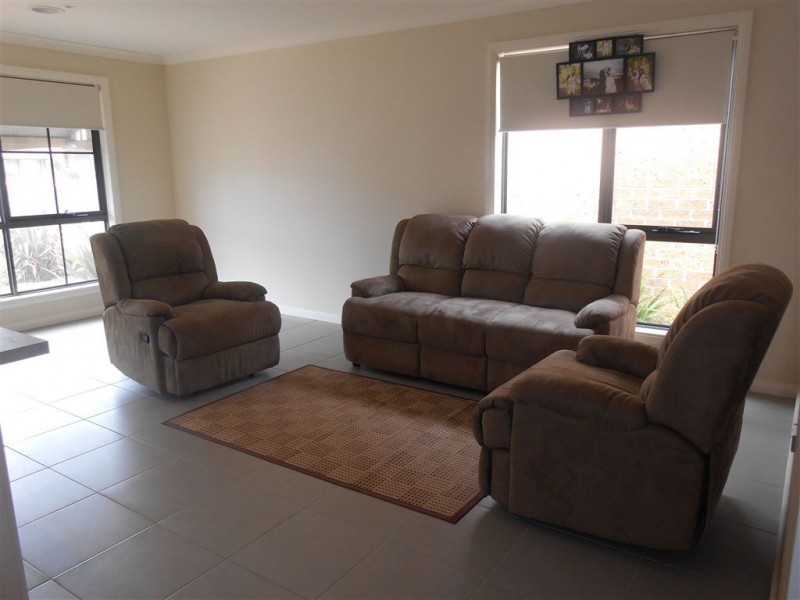 30 Oscar Drive, Sebastopol VIC 3356