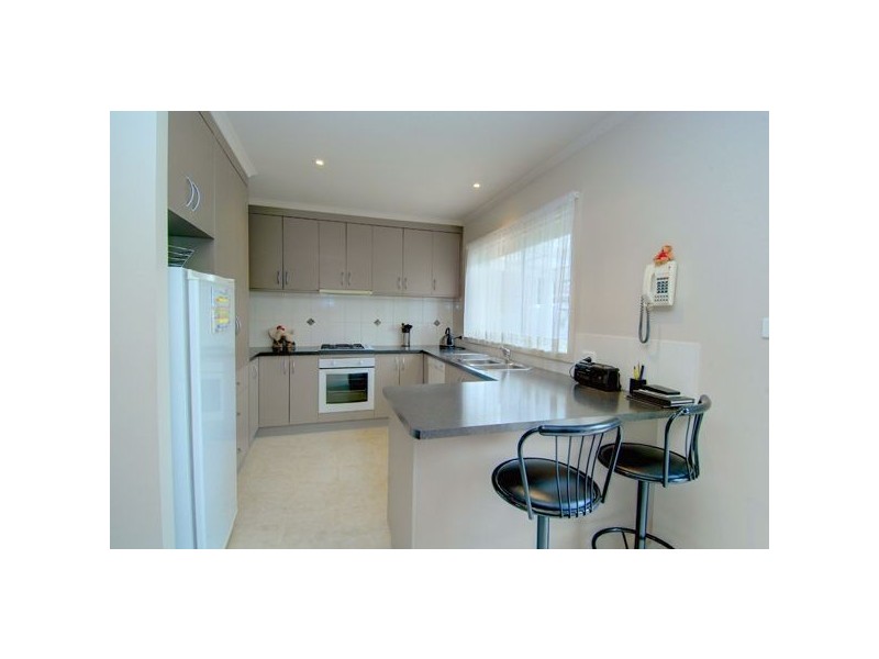 1/41A Yarrowee Street, Sebastopol VIC 3356