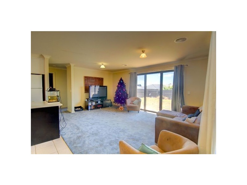 5 Chilton Close, Delacombe VIC 3356