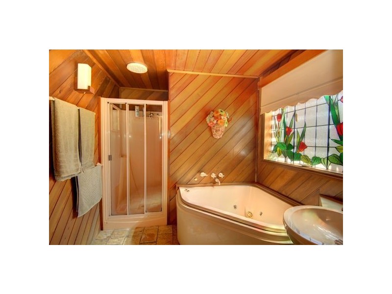 119 Wendouree Parade, Lake Wendouree VIC 3350