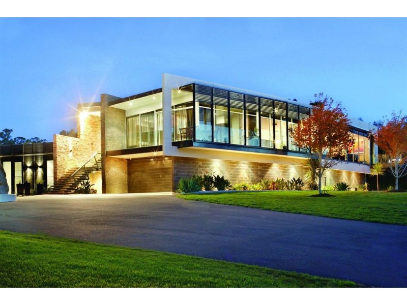 21 Pyrenees Vista Close, Invermay VIC 3352