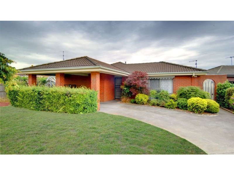 1 Redford Drive, Wendouree VIC 3355