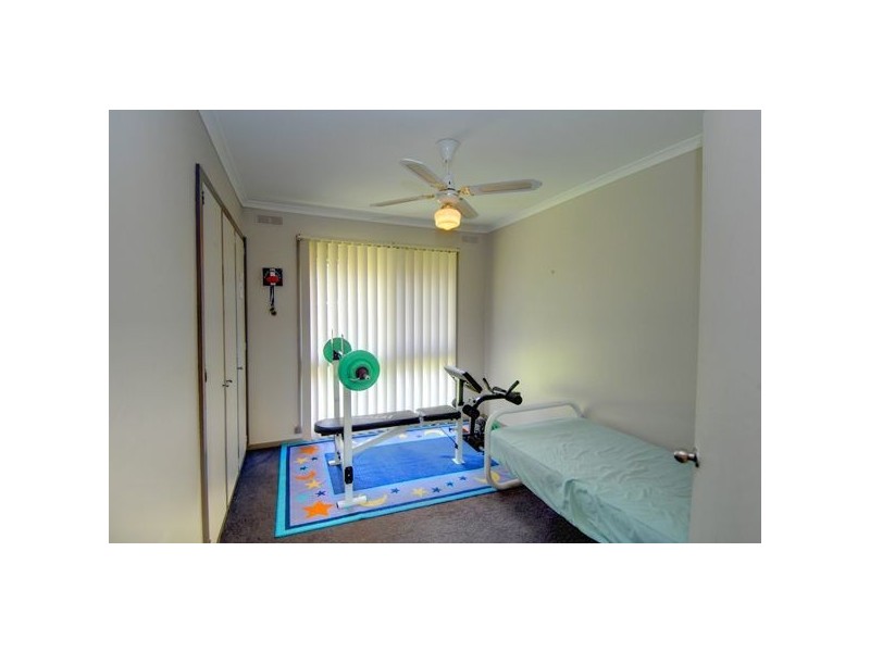 30 Rowlands Street, Sebastopol VIC 3356