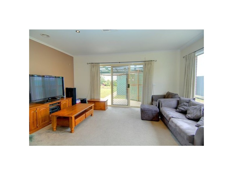 52 Alfredton Drive, Alfredton VIC 3350