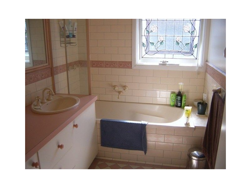 106 Daylesford Road, Brown Hill VIC 3350