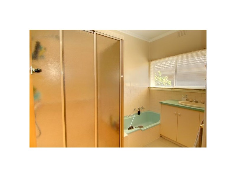 48 Stamford Street, Wendouree VIC 3355