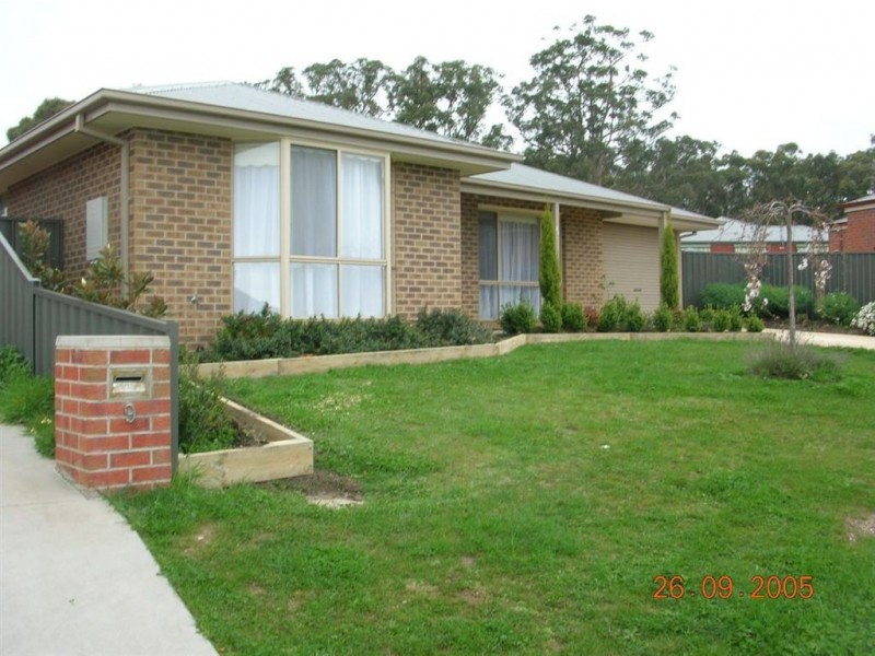 10 Rosewood Court, Mount Helen VIC 3350