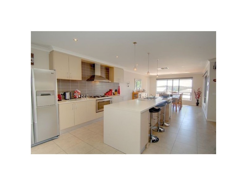 1 Viola Court, Ballarat VIC 3350