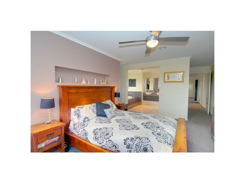 21 Malahide Drive, Macarthur Park, Ballarat VIC 3350