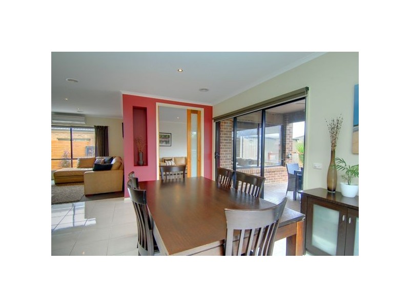 21 Malahide Drive, Macarthur Park, Ballarat VIC 3350