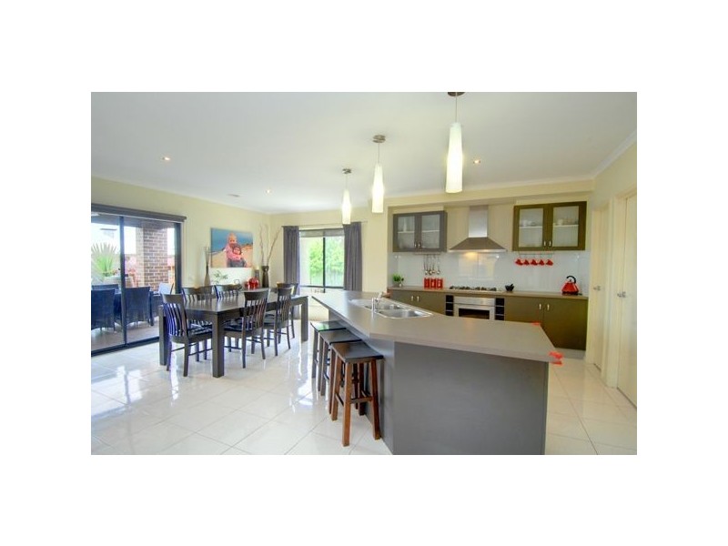 21 Malahide Drive, Macarthur Park, Ballarat VIC 3350