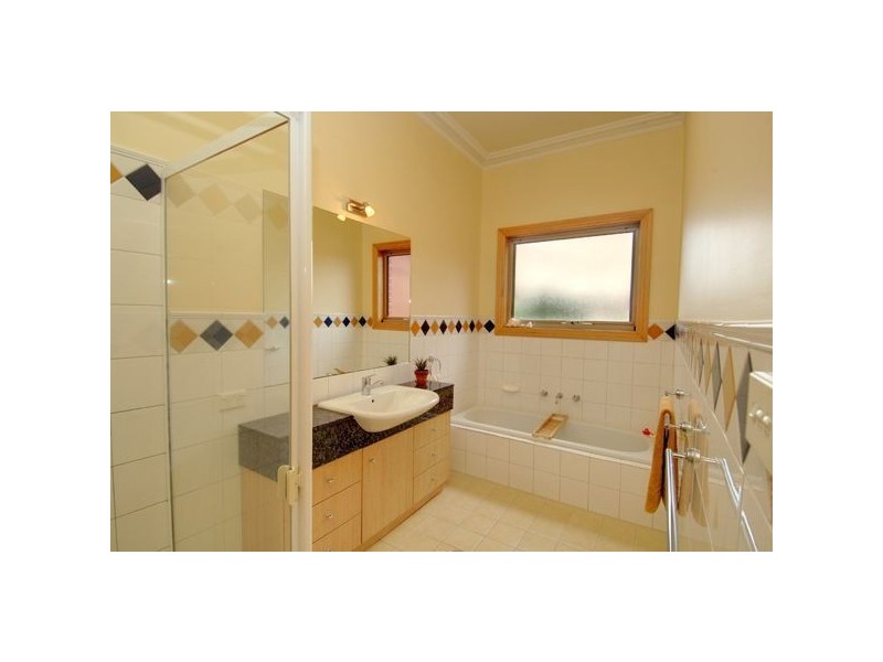 4 Cottesloe Place, Alfredton VIC 3350