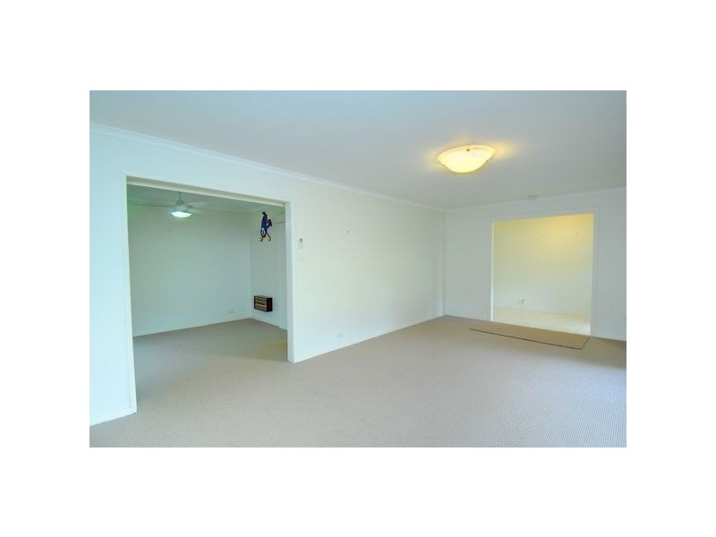 3 Banyule Drive, Delacombe VIC 3356