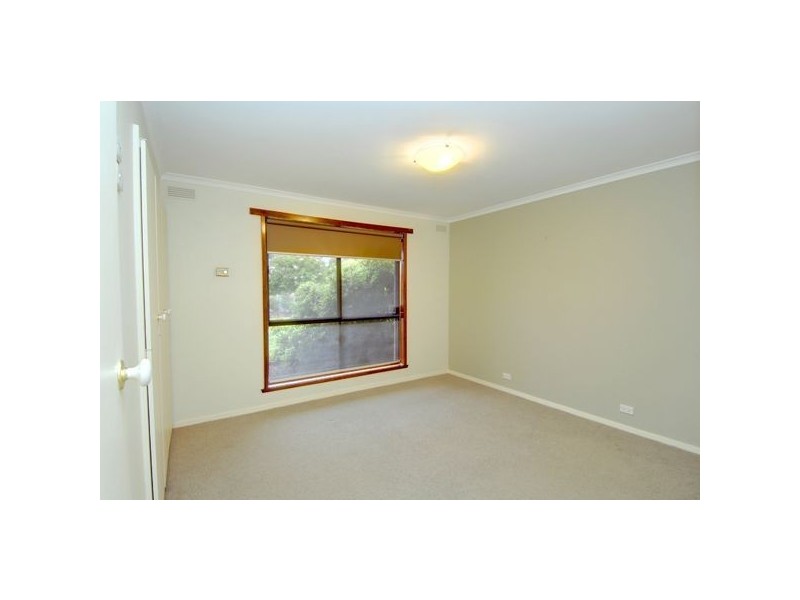 3 Banyule Drive, Delacombe VIC 3356