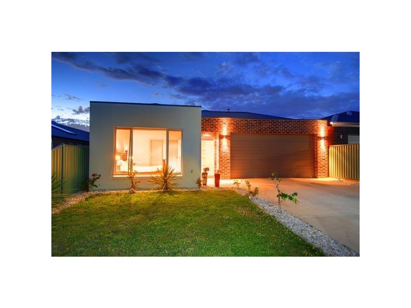 76 Vale Street, Alfredton VIC 3350