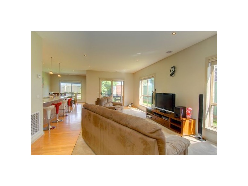 76 Vale Street, Alfredton VIC 3350