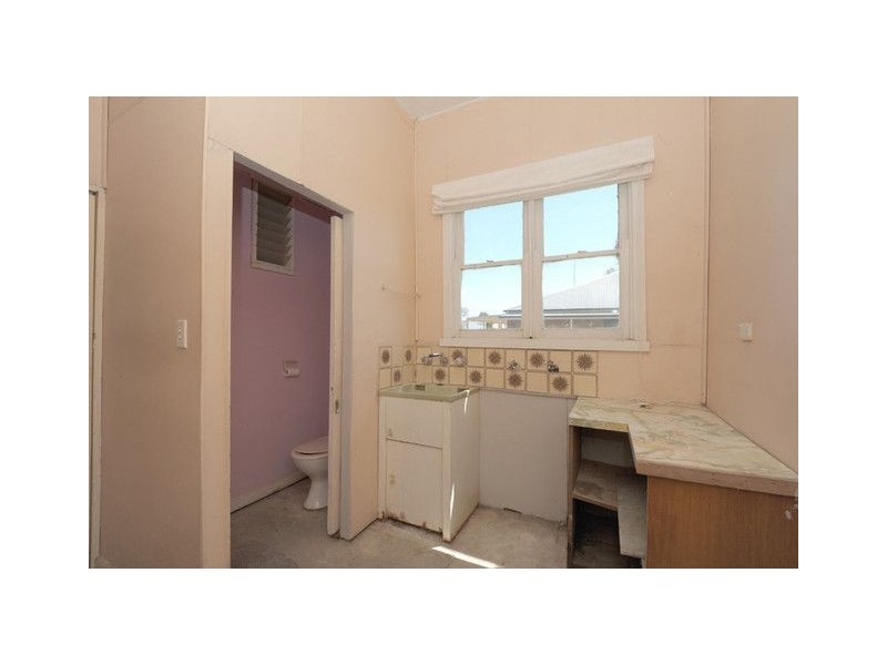 6 West street, Clunes VIC 3370