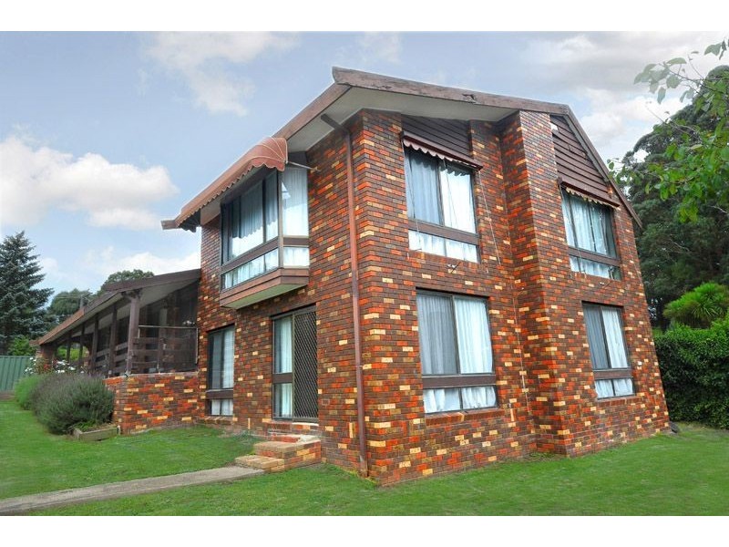 12 Mardango Drive, Mount Helen VIC 3350