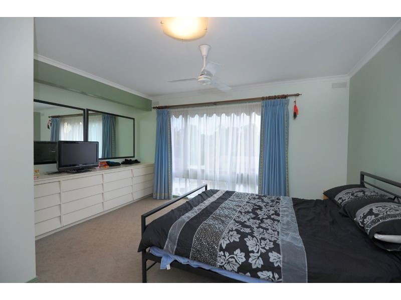 12 Mardango Drive, Mount Helen VIC 3350