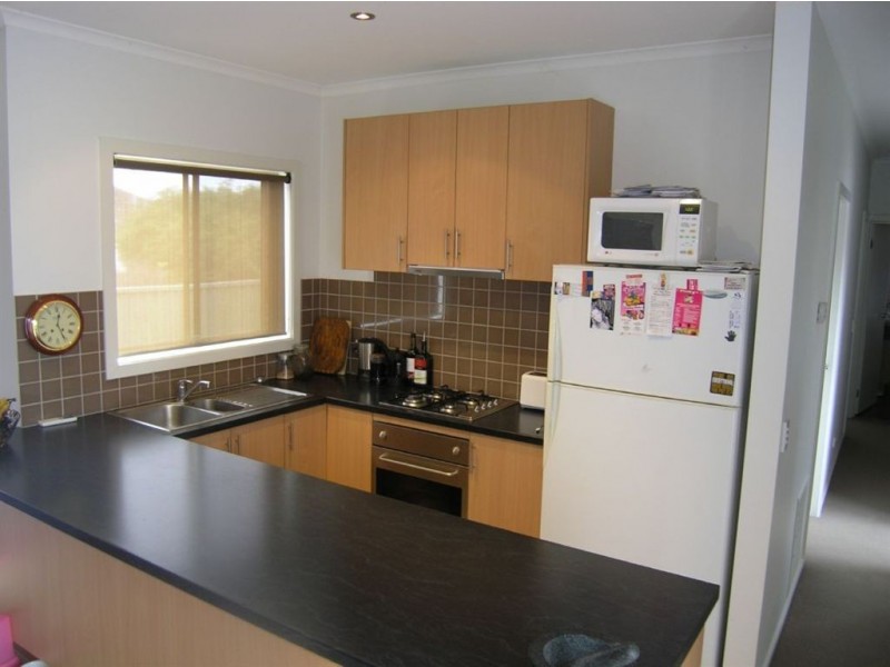 1/717a Bond Street, Ballarat VIC 3350