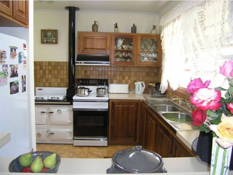 45 Roses Lane, Clunes VIC 3370