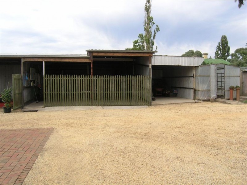 45 Roses Lane, Clunes VIC 3370