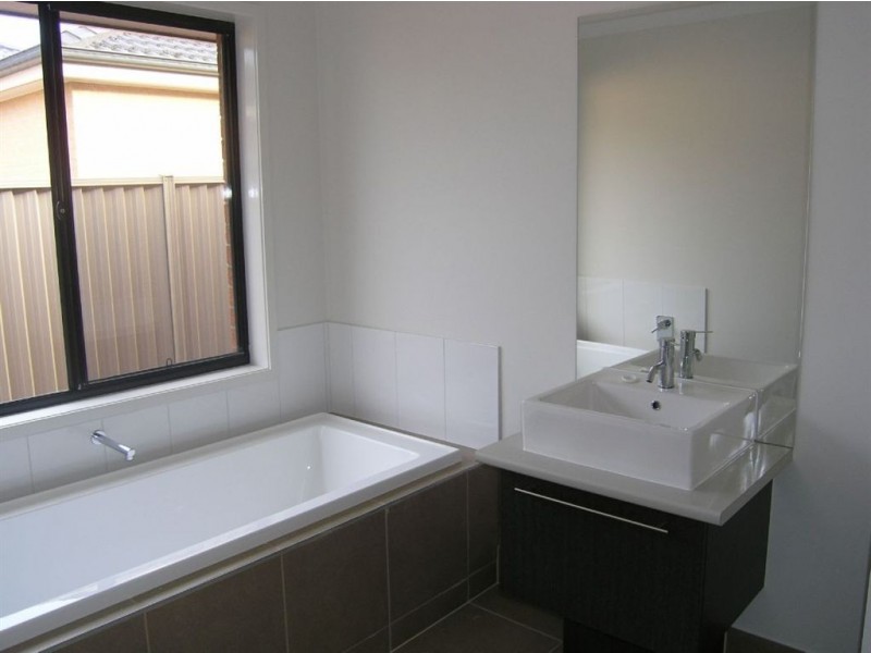 176 Oberon Street, Alfredton VIC 3350