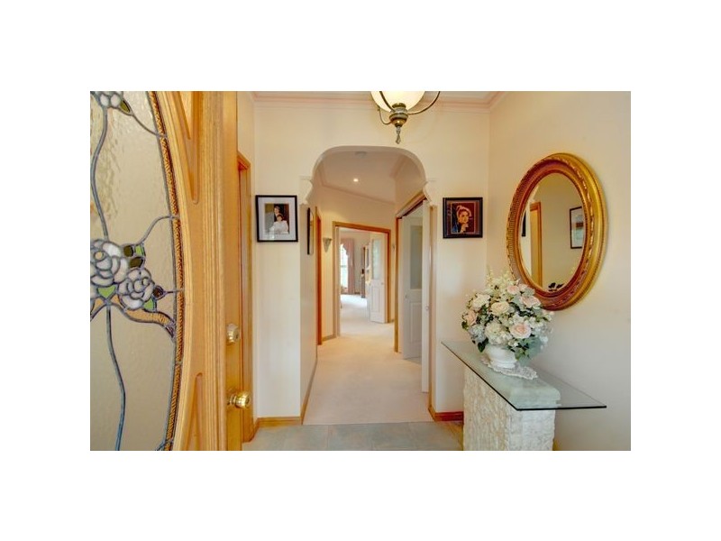 9 Charles Scorer Court, Ballarat VIC 3350