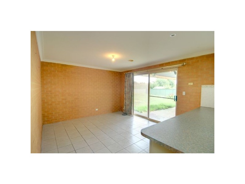 8 Castle Court, Ballarat VIC 3350