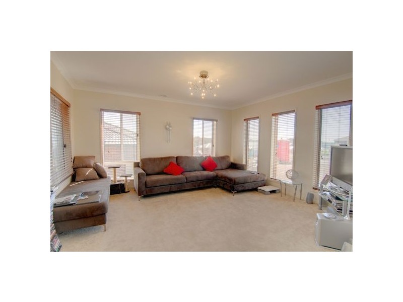 18 Horwood Drive, Ballarat VIC 3350