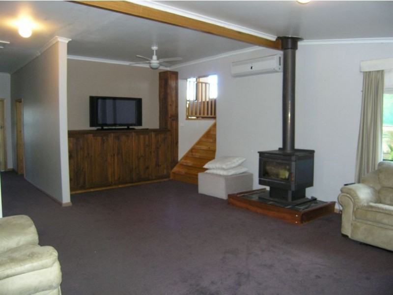 155 McPhans Road, Mollongghip VIC 3352