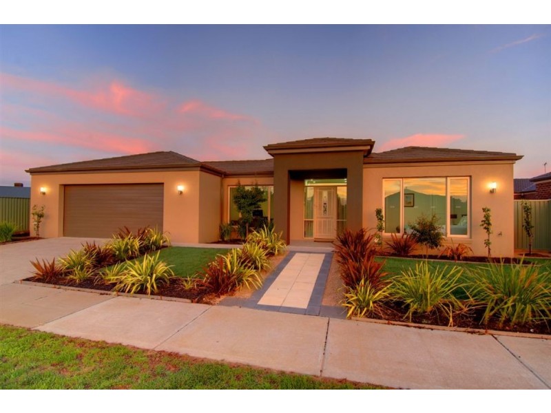 25 McKellar Drive, Macarthur Park, Ballarat VIC 3350