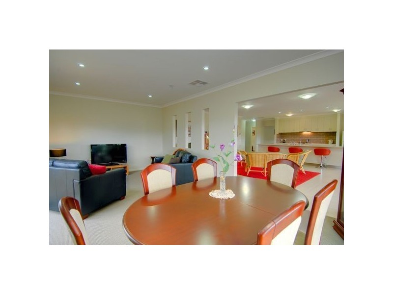 25 McKellar Drive, Macarthur Park, Ballarat VIC 3350