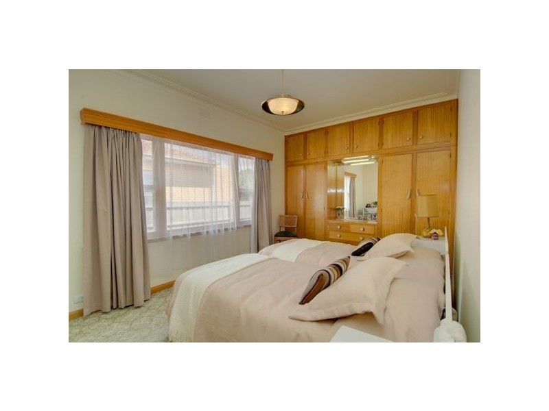 8 Cardigan Avenue, Alfredton VIC 3350