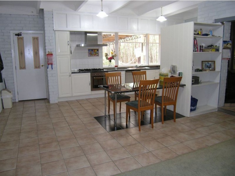 215 Tudors Lane, Ross Creek VIC 3351